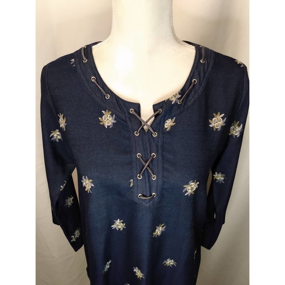 Denim blue tunic top with embroidered flowers - Picture 4 of 4